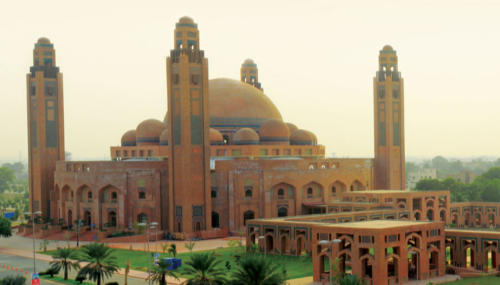 Grand-Jamia-Mosque-Lahore-Pakistan