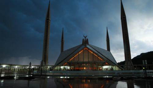 Shah-Faisal-Mosque-Pakistan