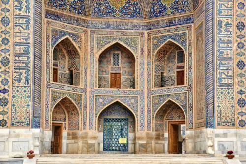 Tilla-Kari-Madrasa-and-Mosque-Samarkand-Uzbekistan
